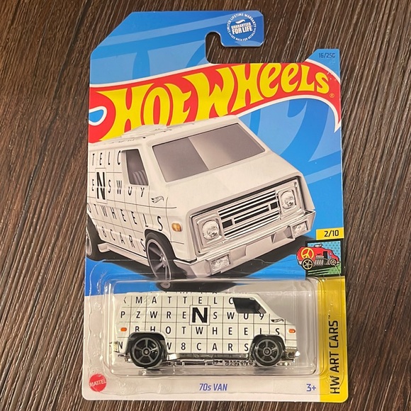 70s Van HW Art Cars Hot Wheels 2023 - Picture 1 of 4